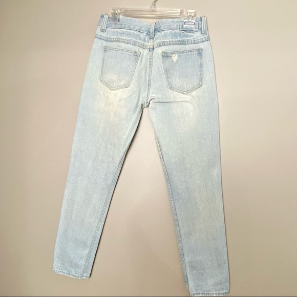 Green Label Relaxing Distressed denim - Picture 2 of 10
